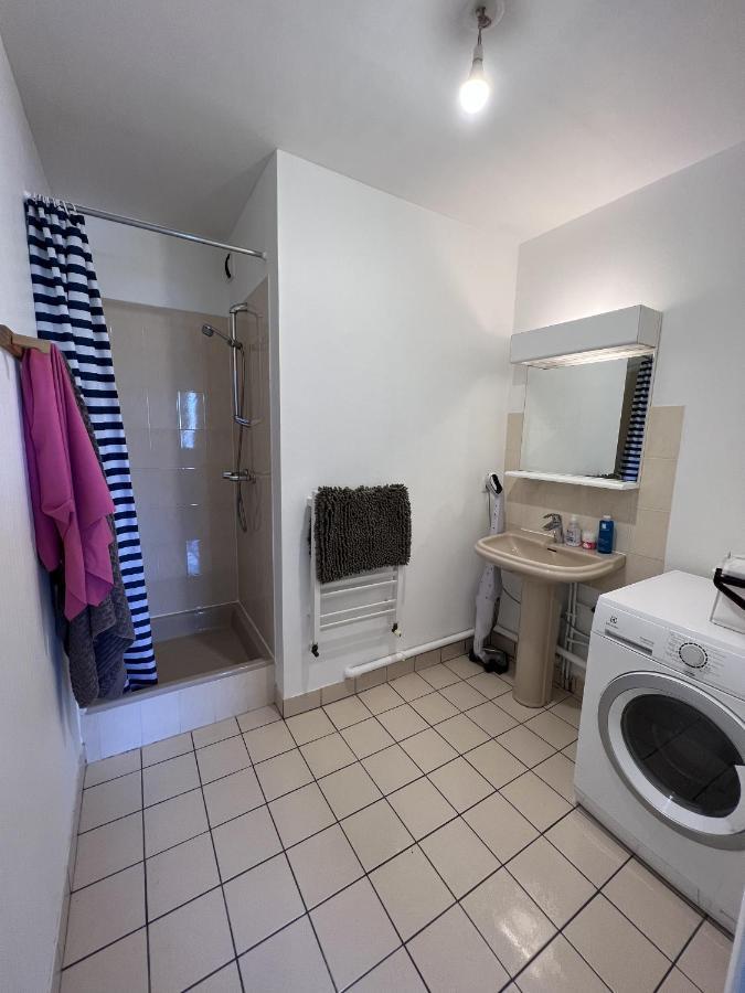 Appartement Accueillant, Tres Bien Situe Nantes Exteriör bild